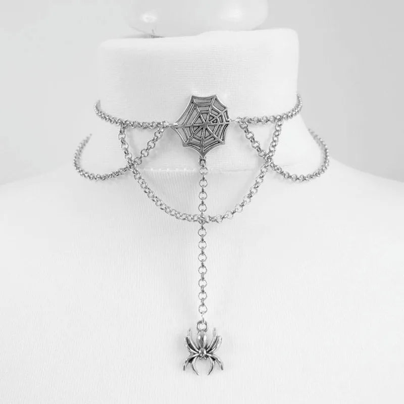 Goth Pentagram Moon Chain Choker